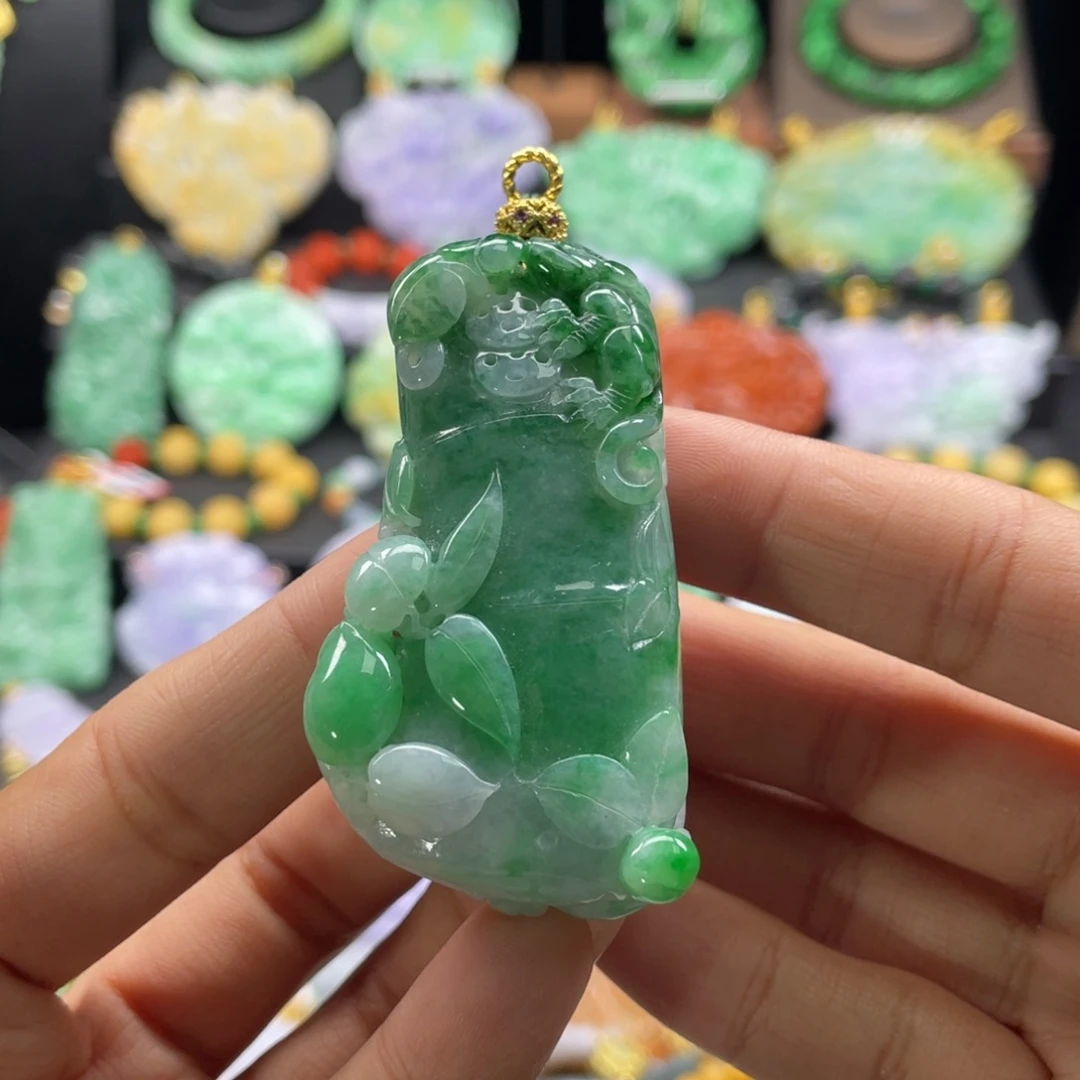 翡翠未镶嵌颈饰代编织