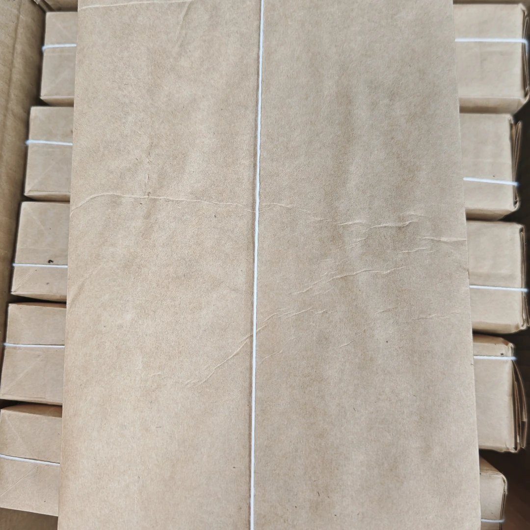 大渥茯安化黑茶 2015 年春季原料金花茯砖1.9 公斤 2017 年制作