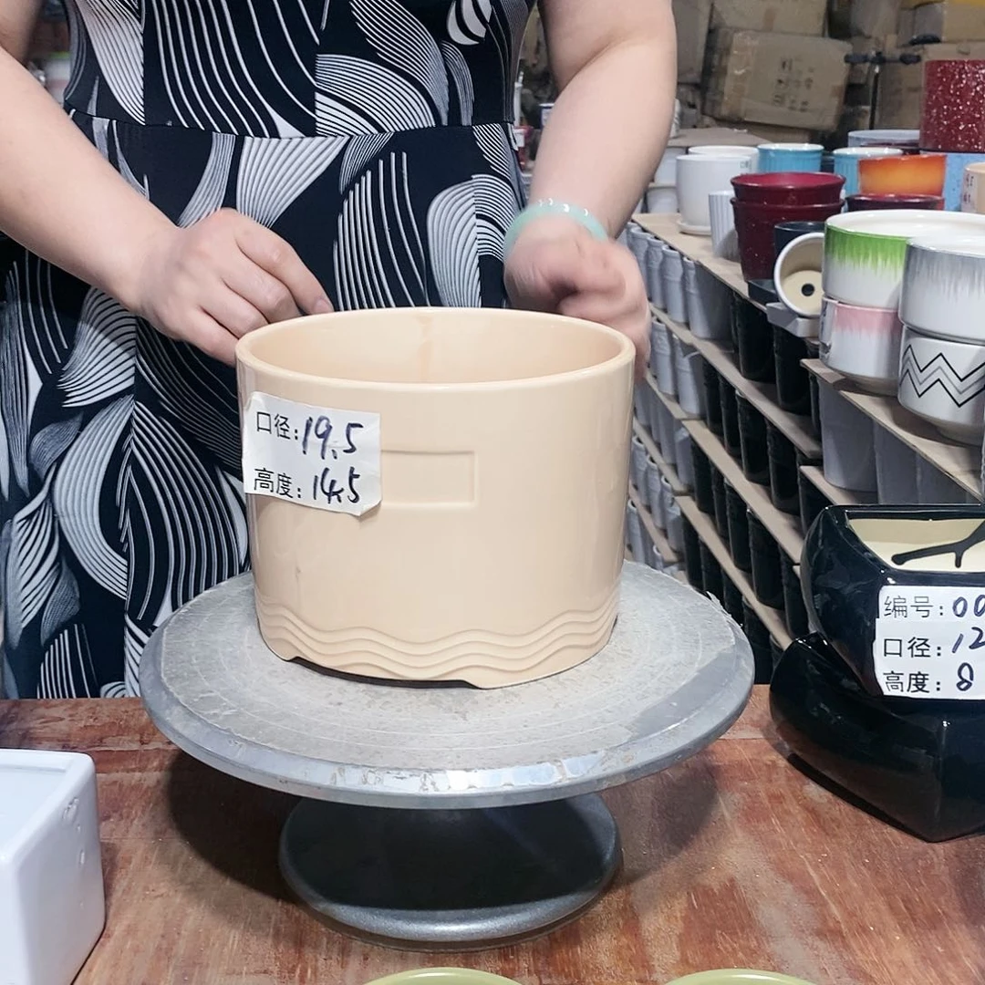 【闪购商品】微瑕花盆-034-米色