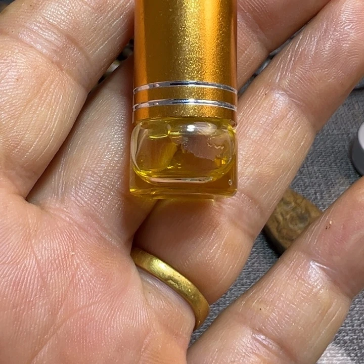 沉香碎屑沉香沉水白棋精油1克