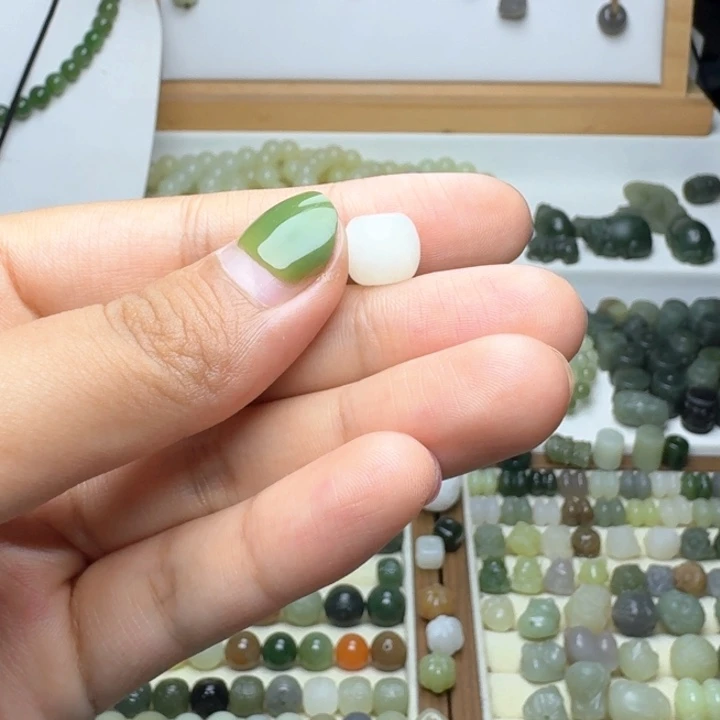 冬***浩和田玉未镶嵌珠宝半成品和田玉白玉单珠9-10