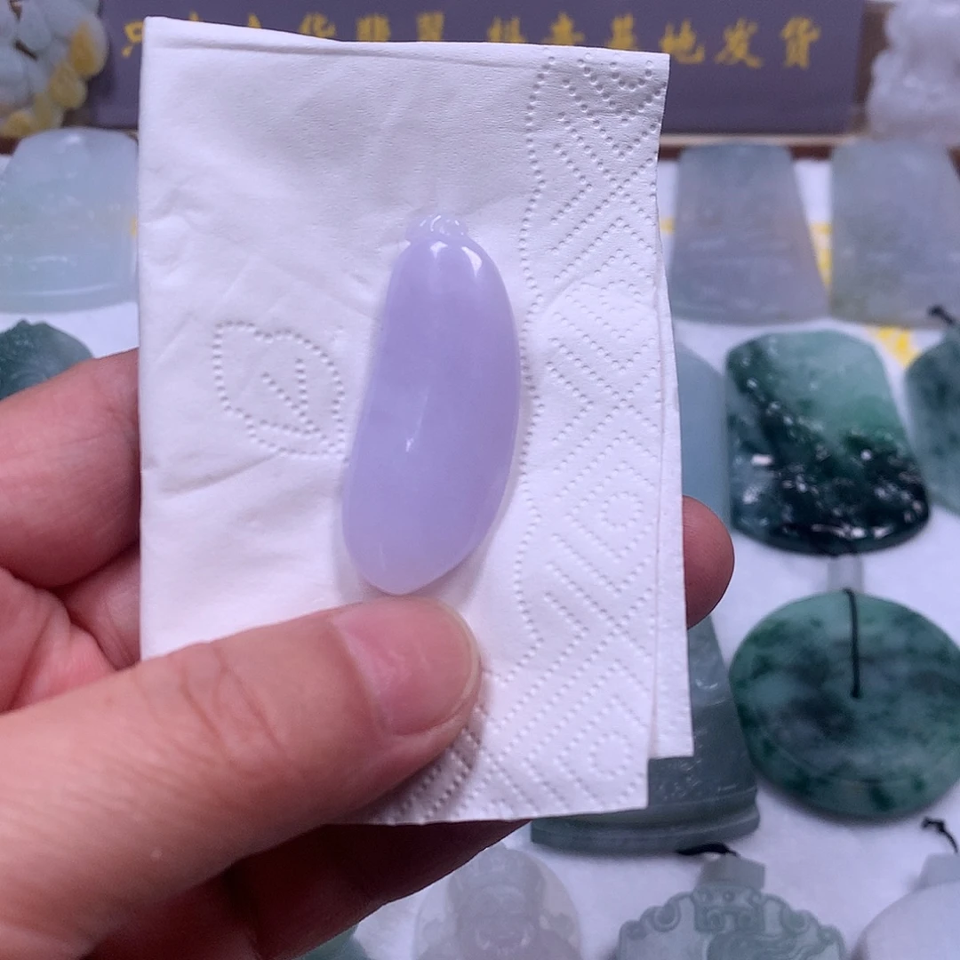 翡翠未镶嵌颈饰翡翠吊坠