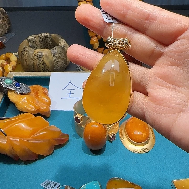 琥珀未镶嵌颈饰波兰设计款琥珀蜜蜡