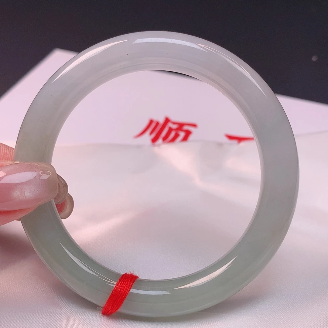 【闪购商品】未镶嵌手镯翡翠57+