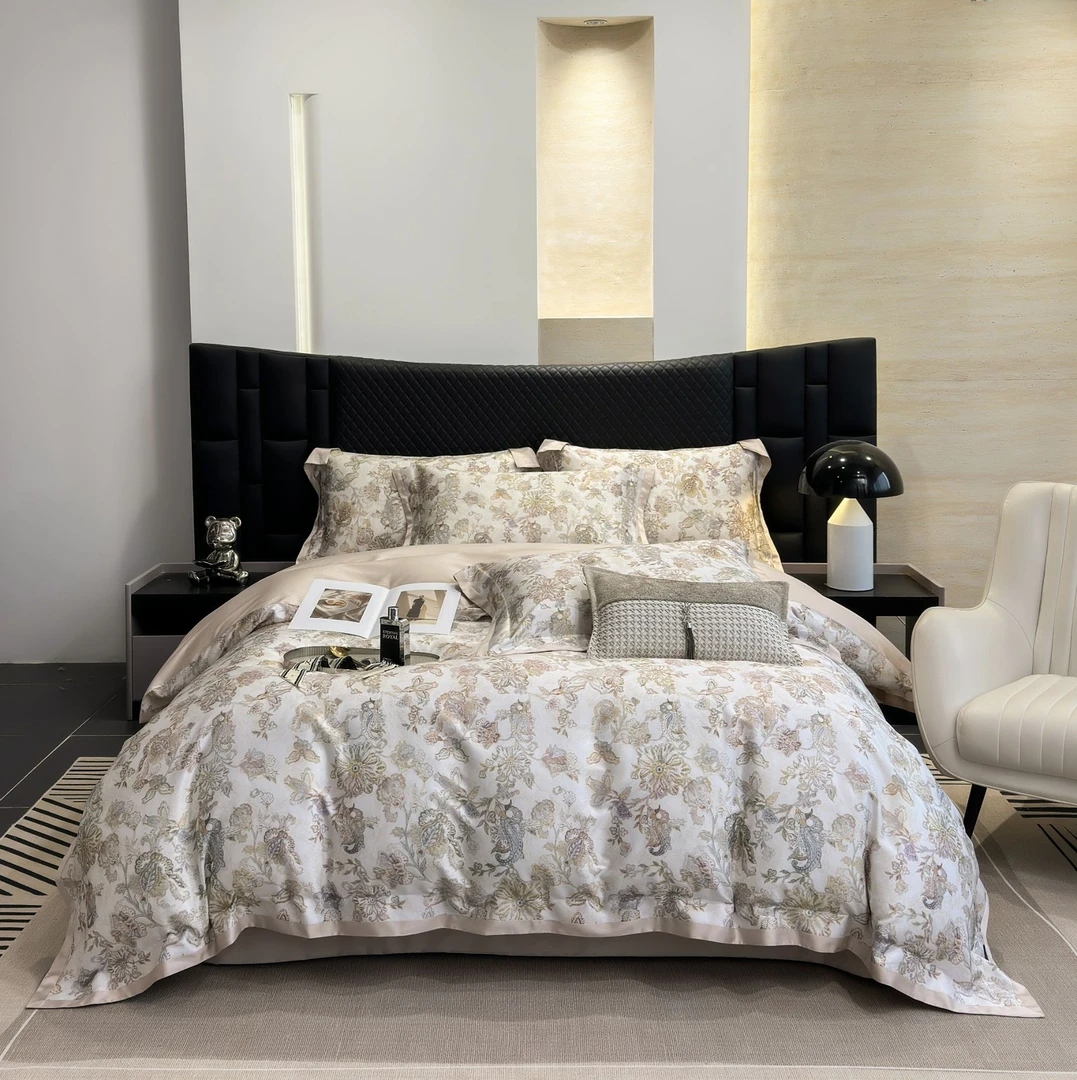 qeeboo-[夏洛特]高端轻奢天丝棉床盖款四季四件套