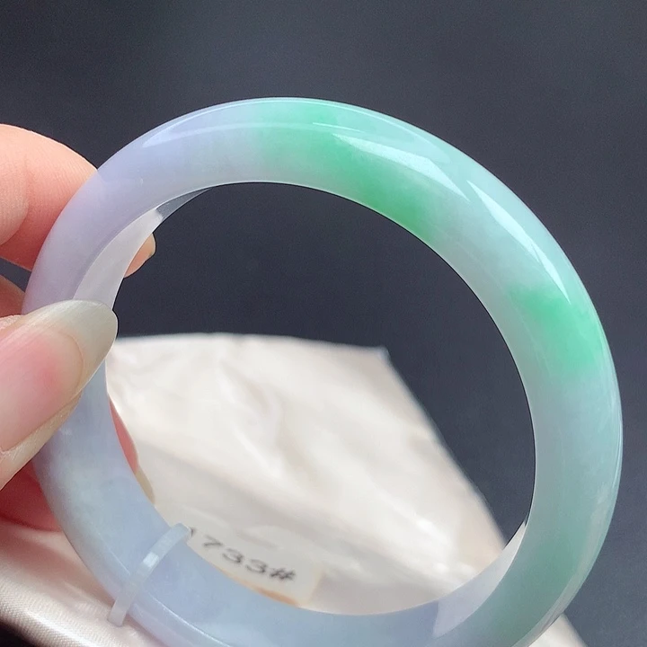 翡翠未镶嵌手镯56.3圈口