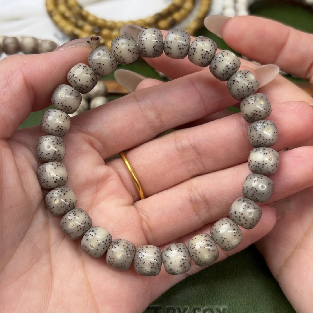 手串星月菩提8*9老型❗️小细星❗️玉化糯冰石玉料