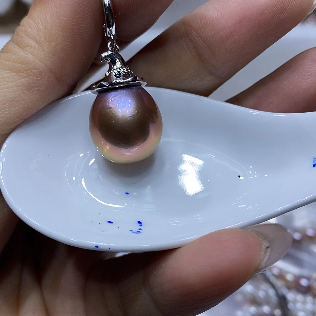 淡水珍珠吊坠未镶嵌