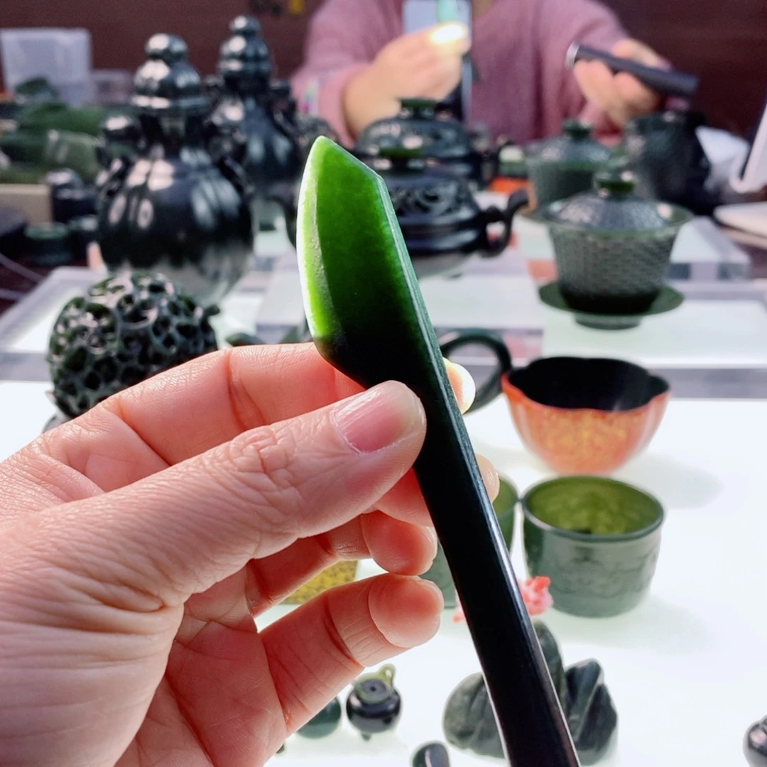 和田玉（青玉）摆件未镶嵌