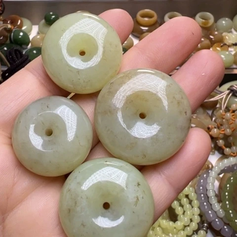 【闪购商品】和田玉未镶嵌颈饰透闪石玉多拍发一