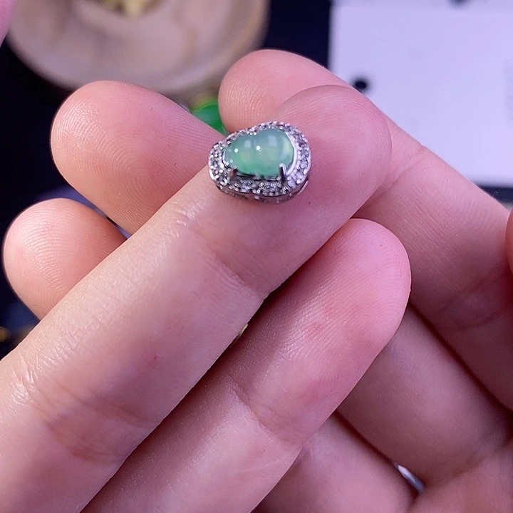 颈饰未镶嵌翡翠111