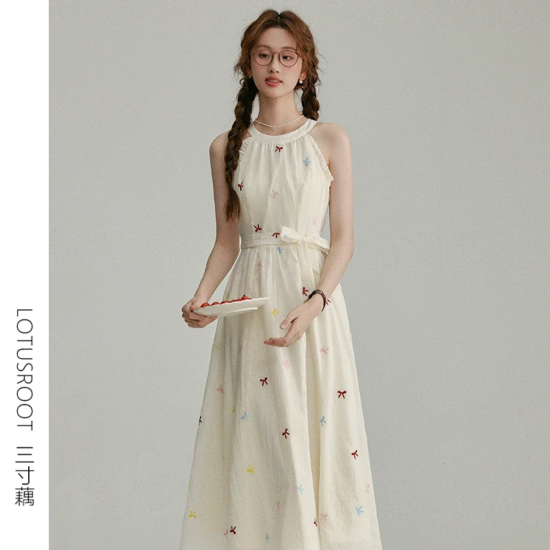 【三寸藕】法式小众设计感收腰碎花吊带裙挂脖显瘦温柔连衣裙9044