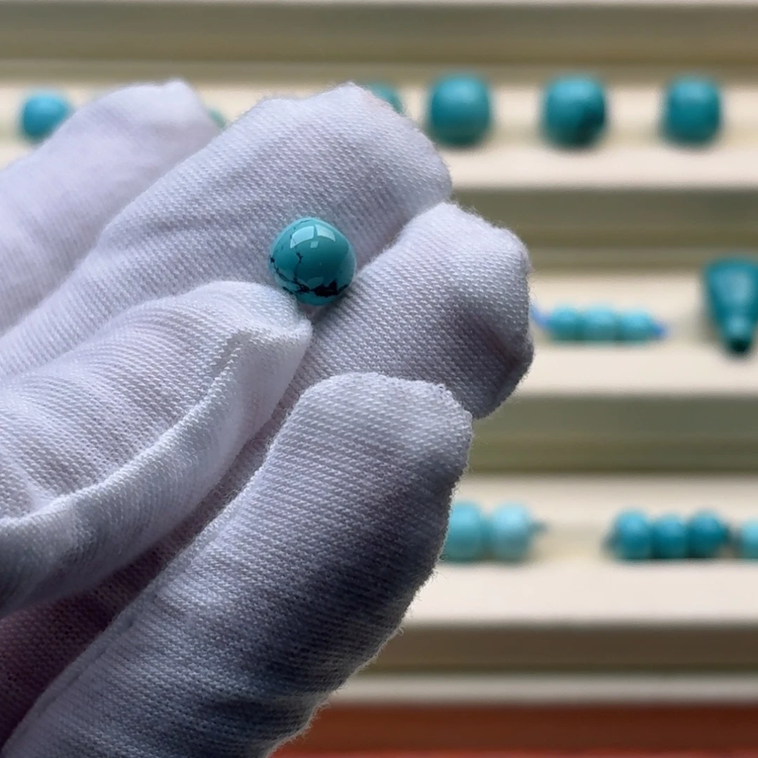 @***ζ绿松石未镶嵌珠宝奇石