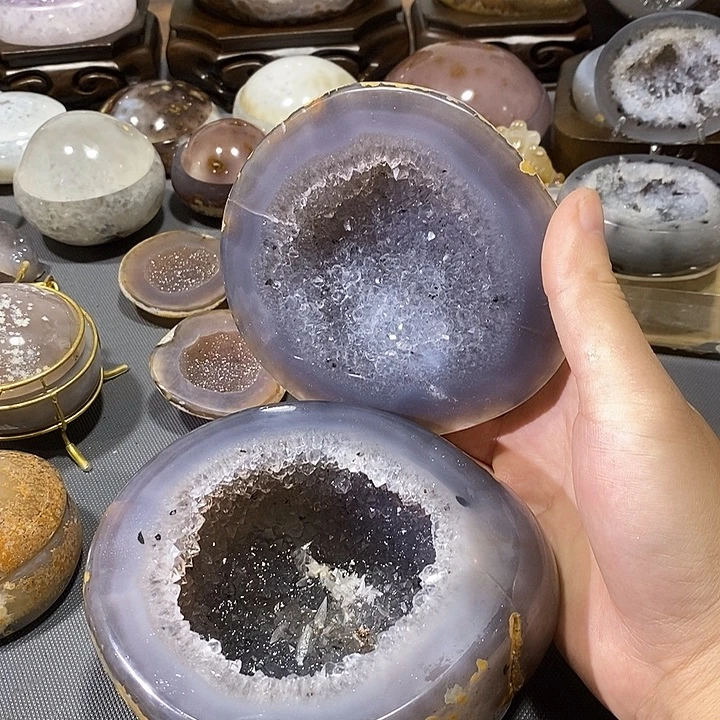 未镶嵌水晶摆件聚宝盆