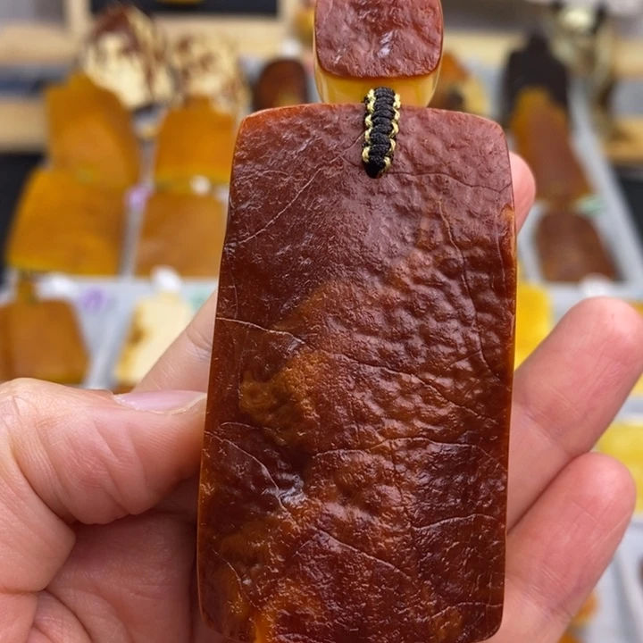 定制琥珀未镶嵌焦皮料花蜡原石切牌