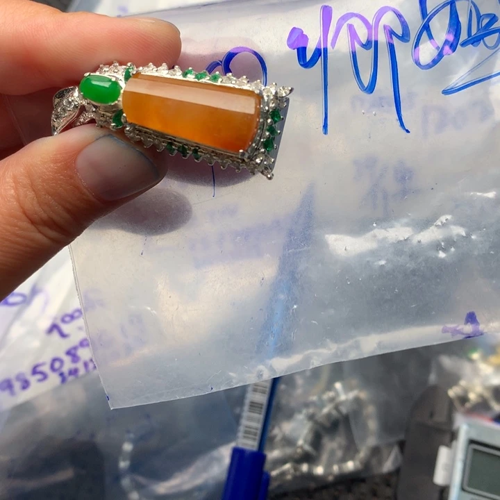 定制翡翠未镶嵌卿*姐