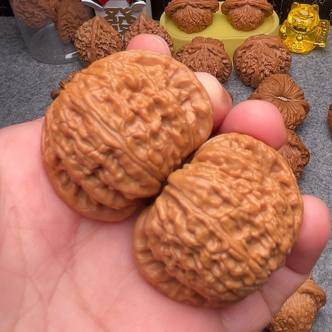 把件文玩核桃41精品粗棱白狮子