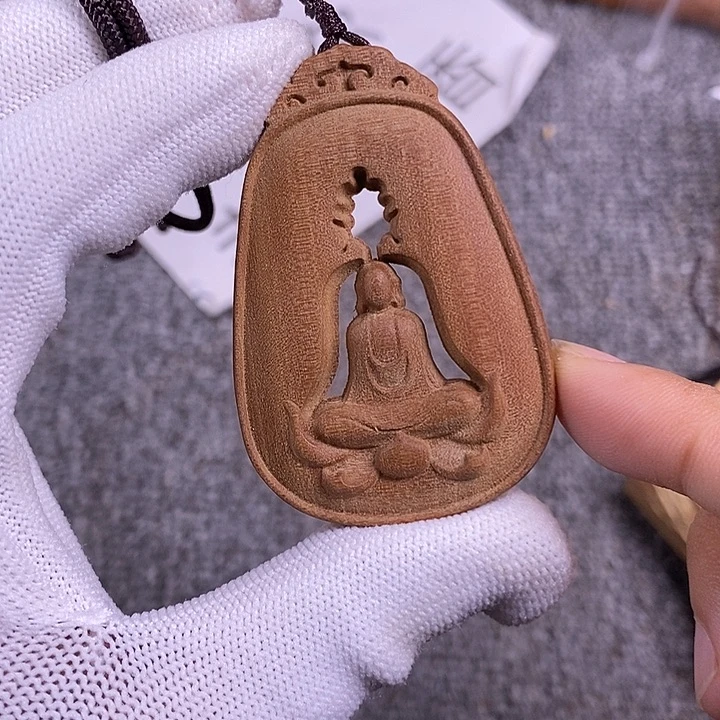 檀香木手串/手链老山檀雕刻无相镂空吊坠