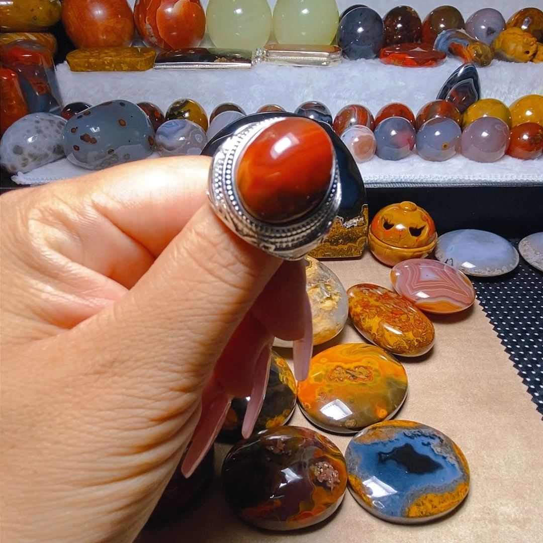 玛瑙/玉髓颈饰未镶嵌