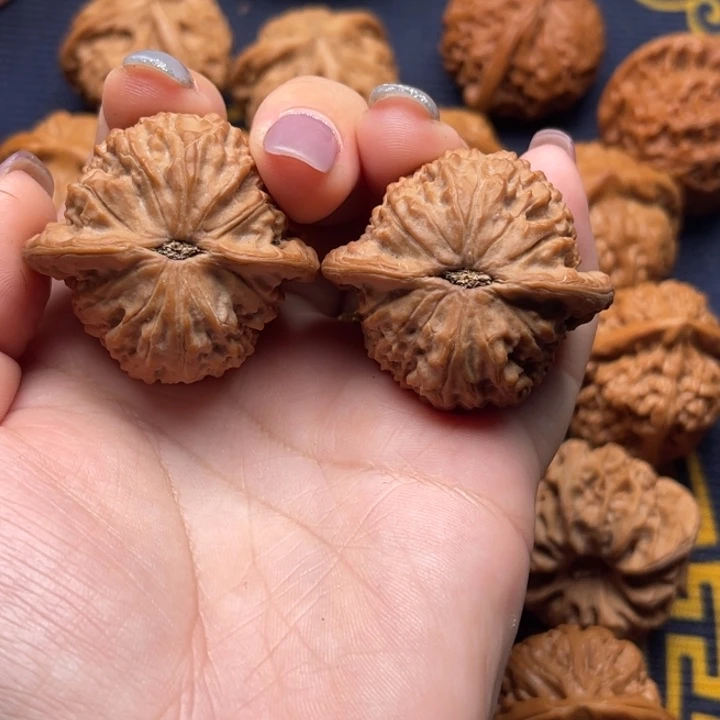 三***街核桃高端小众七步沟39