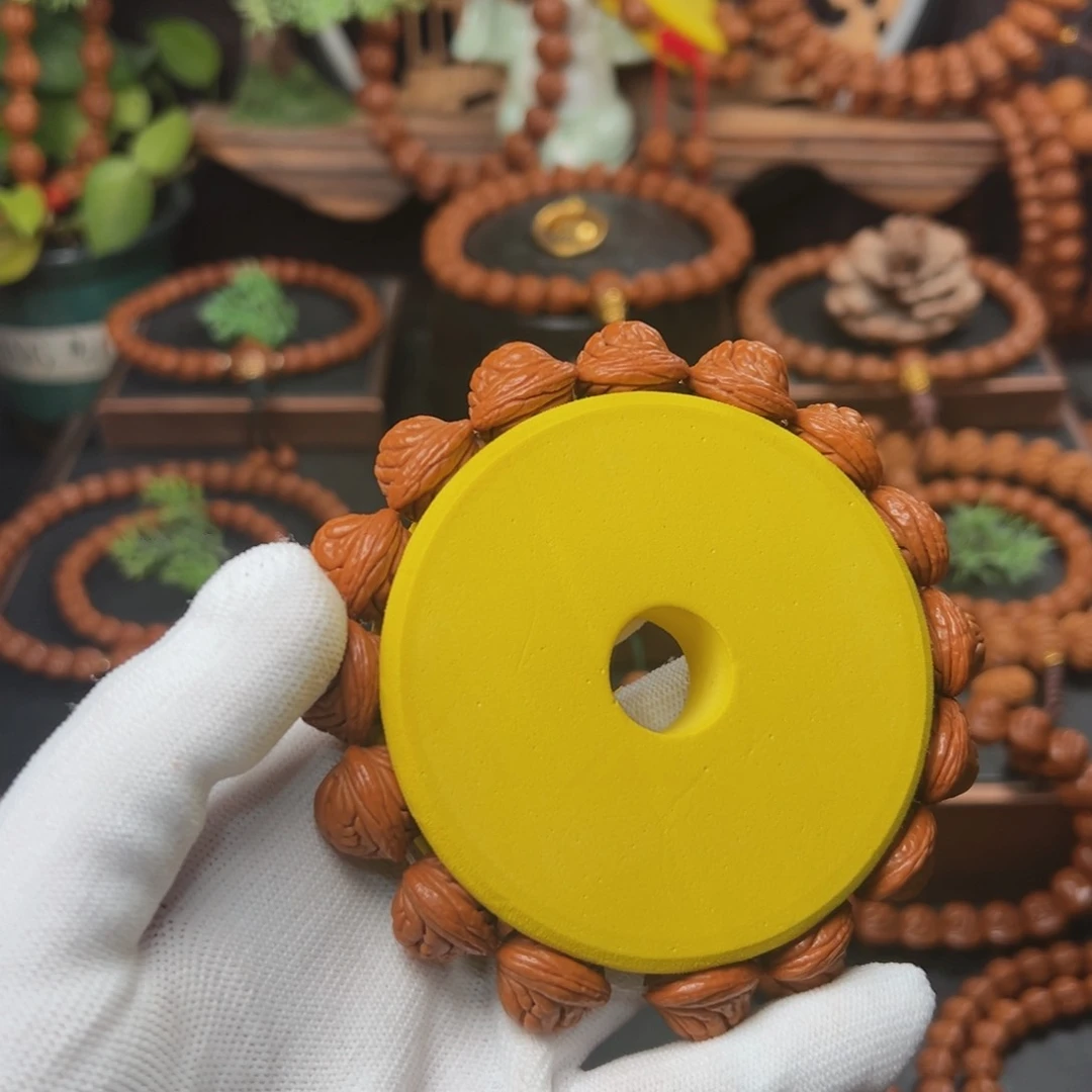 吊坠桃核M****?1.6无修荔枝手串