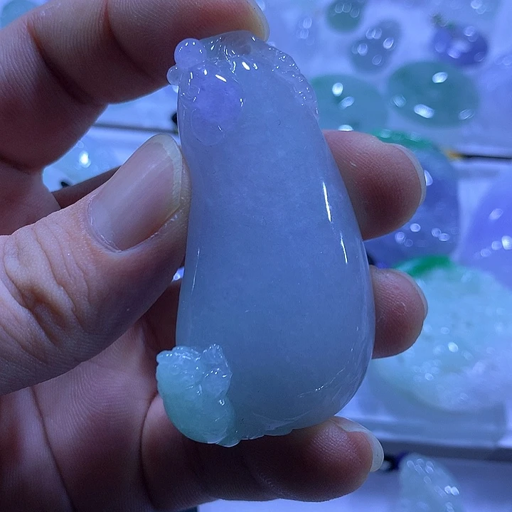 翡翠未镶嵌颈饰天然翡翠A货吊坠