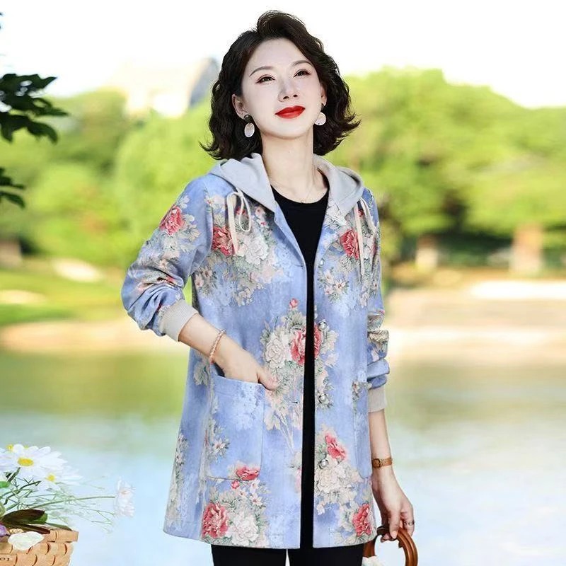 8532-妈妈新款中老年连帽春秋宽松外套上衣休闲风衣夹克女【新仓】