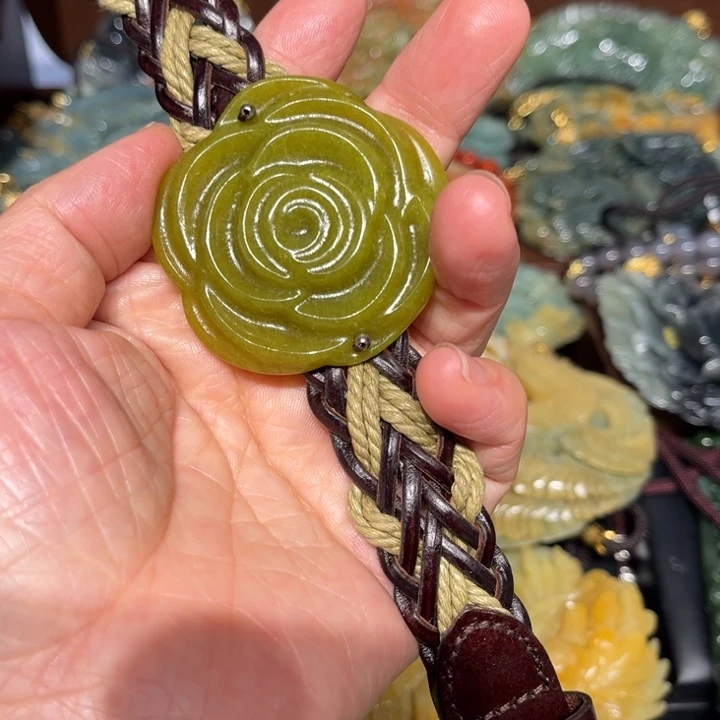 岫玉未镶嵌毛衣链