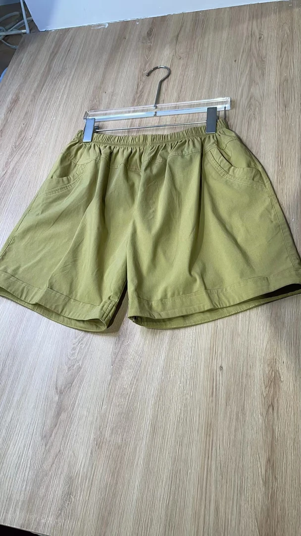 ZGH253 (聚水潭)舒适户外运动简约短裤慵懒风时尚女士休闲裤