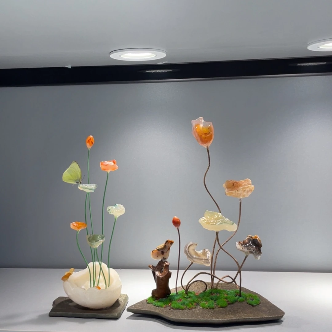 花岗石铁合金阿拉善花花摆件