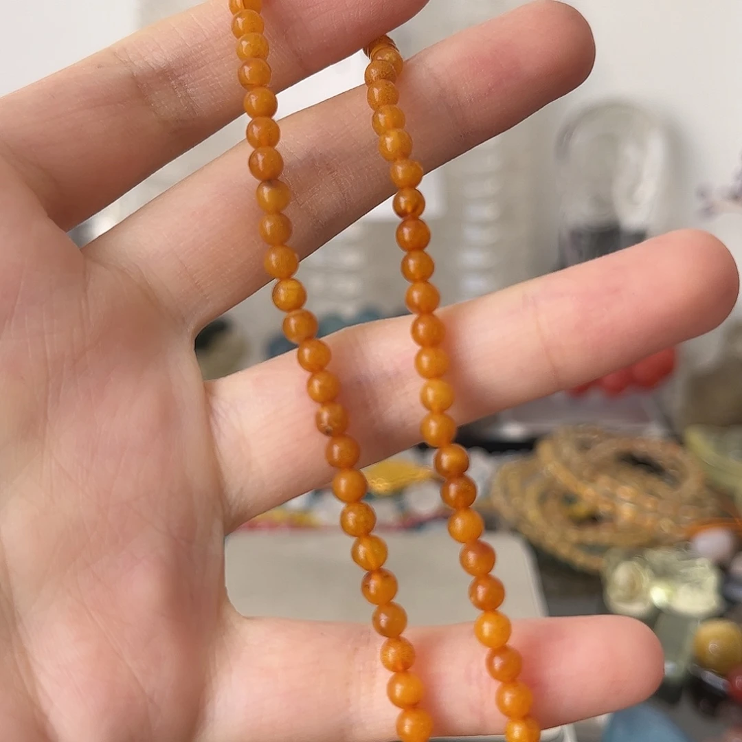 琥珀未镶嵌颈饰矿坑半成品