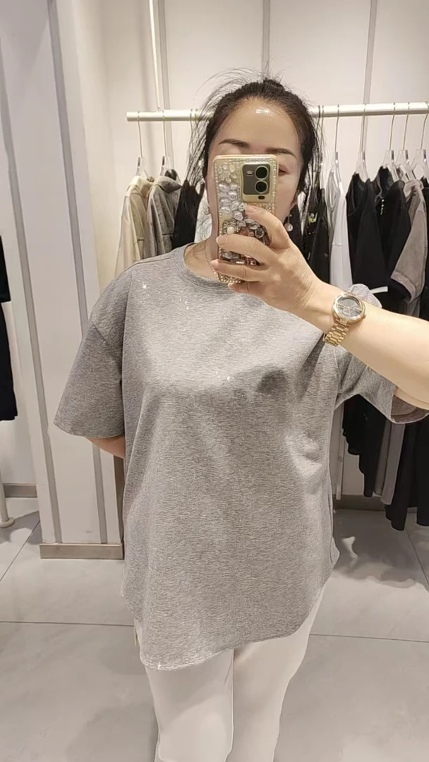 圆领轻职风宽松型老钱风短袖T恤