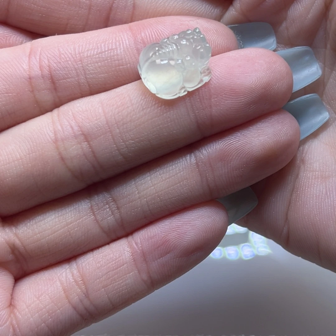 翡翠裸石缅甸翡翠