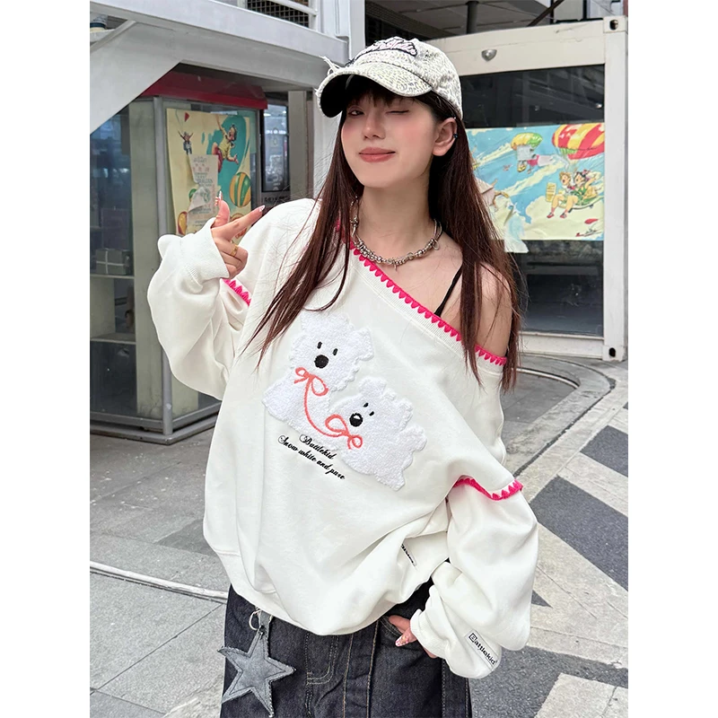美式小狗刺绣斜肩卫衣女春秋新款甜酷风宽松显瘦百搭露肩薄款上衣