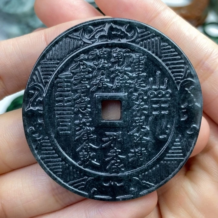 颈饰未镶嵌翡翠吊坠