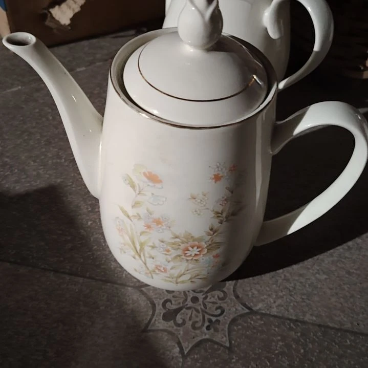 碗陶瓷盘子碗啥都有