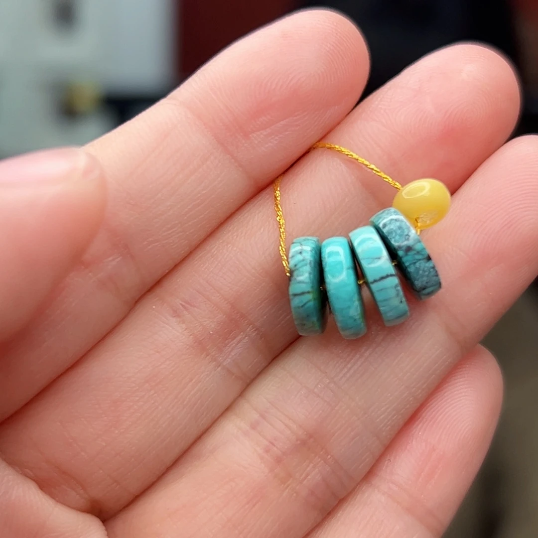 蜜蜡未镶嵌珠宝奇石