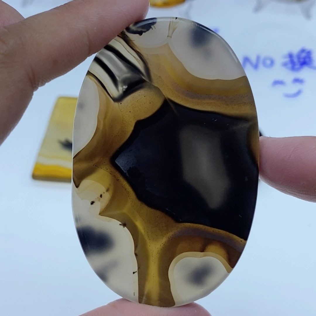 玛瑙/玉髓未镶嵌珠宝半成品