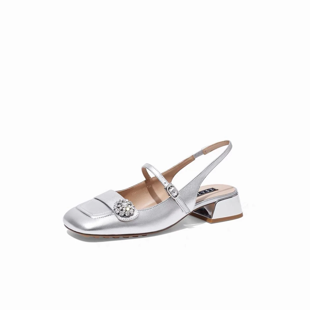 女鞋 2025夏款 莎琉璃花