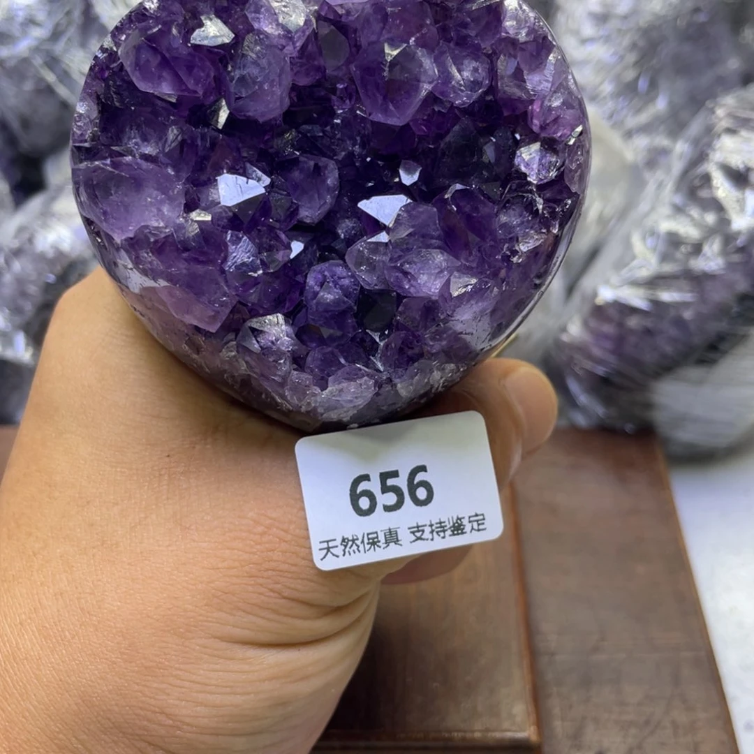 未镶嵌水晶大型摆件（非配饰）倔***慧