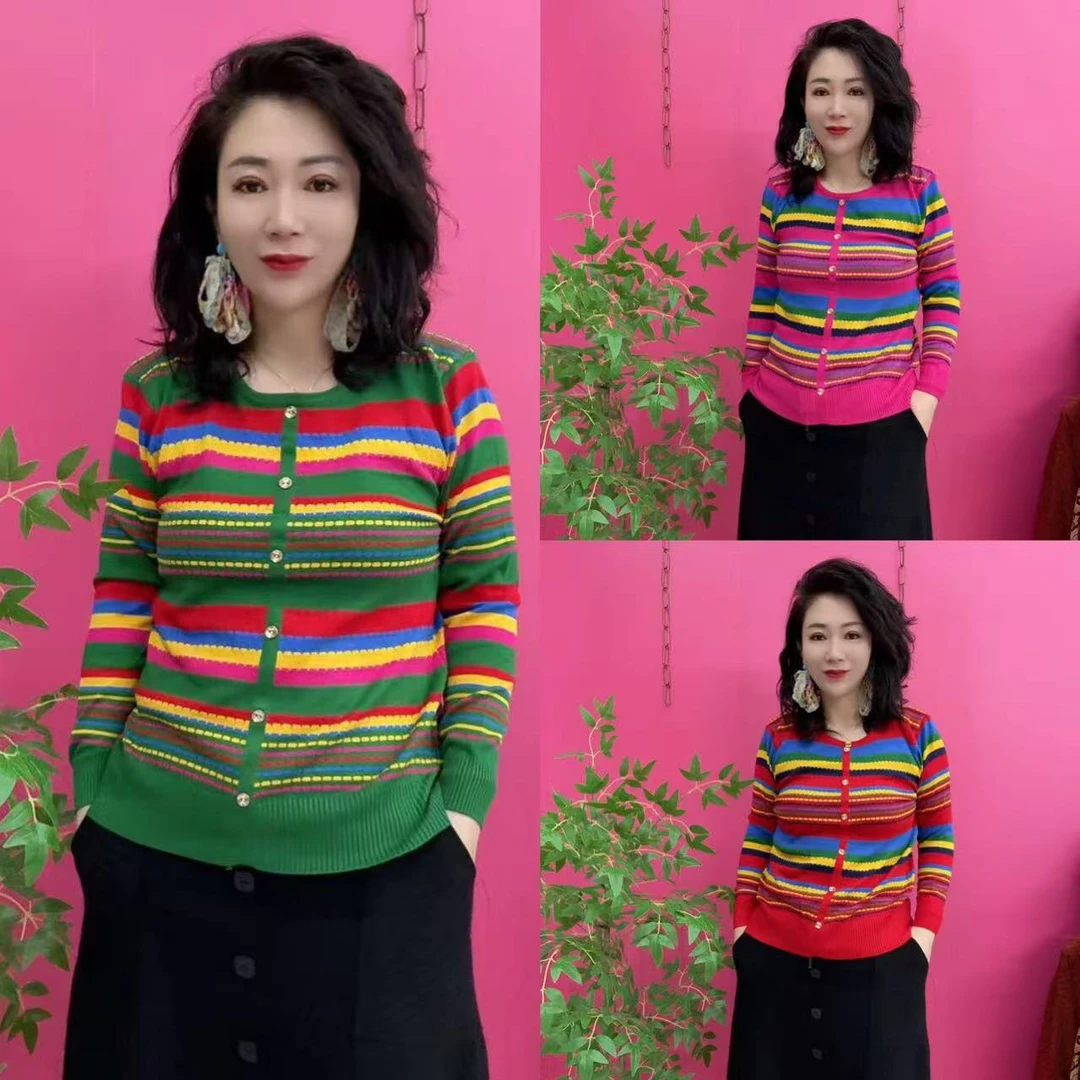 彩虹条针织衫女士条纹针织衫