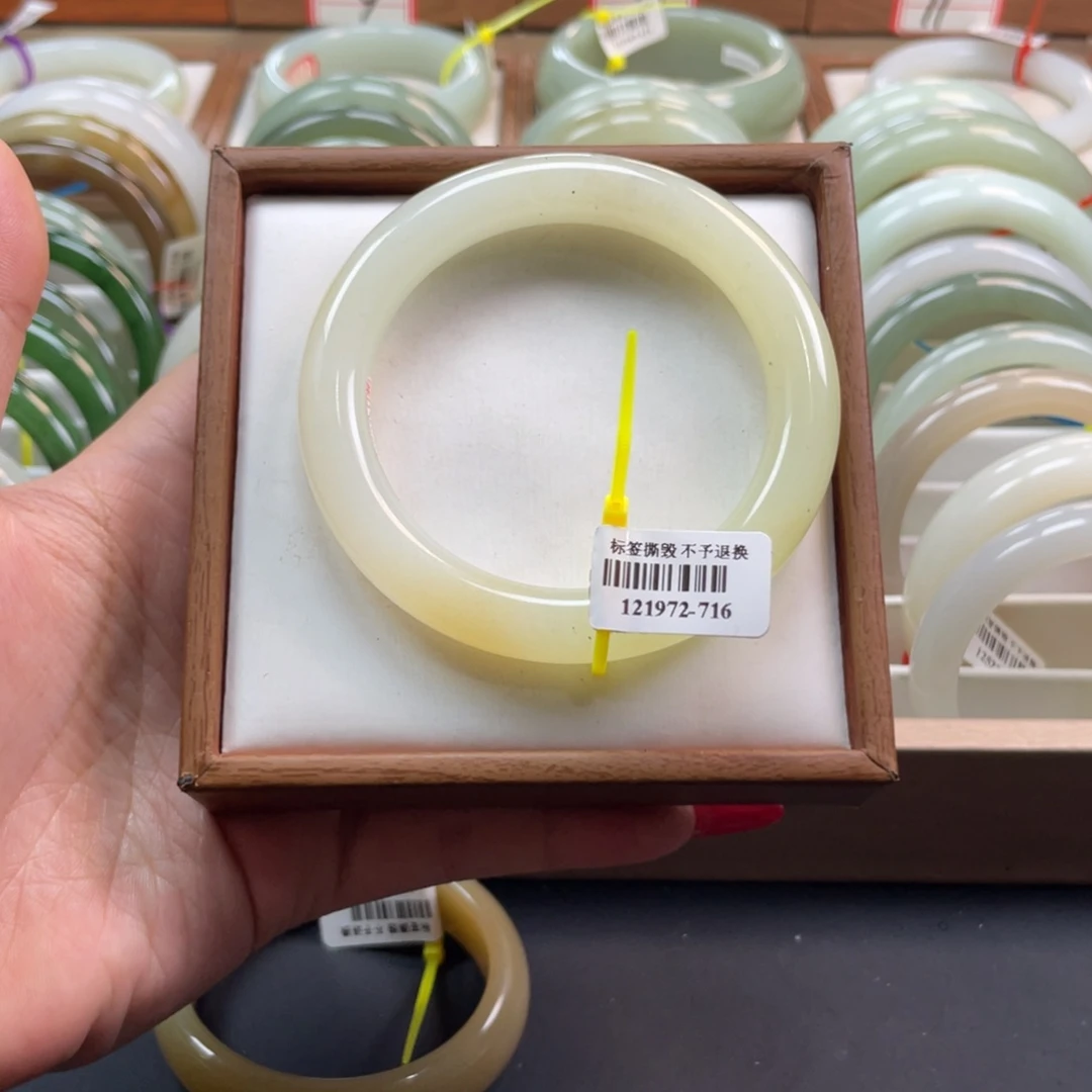 和田玉手镯未镶嵌26 59