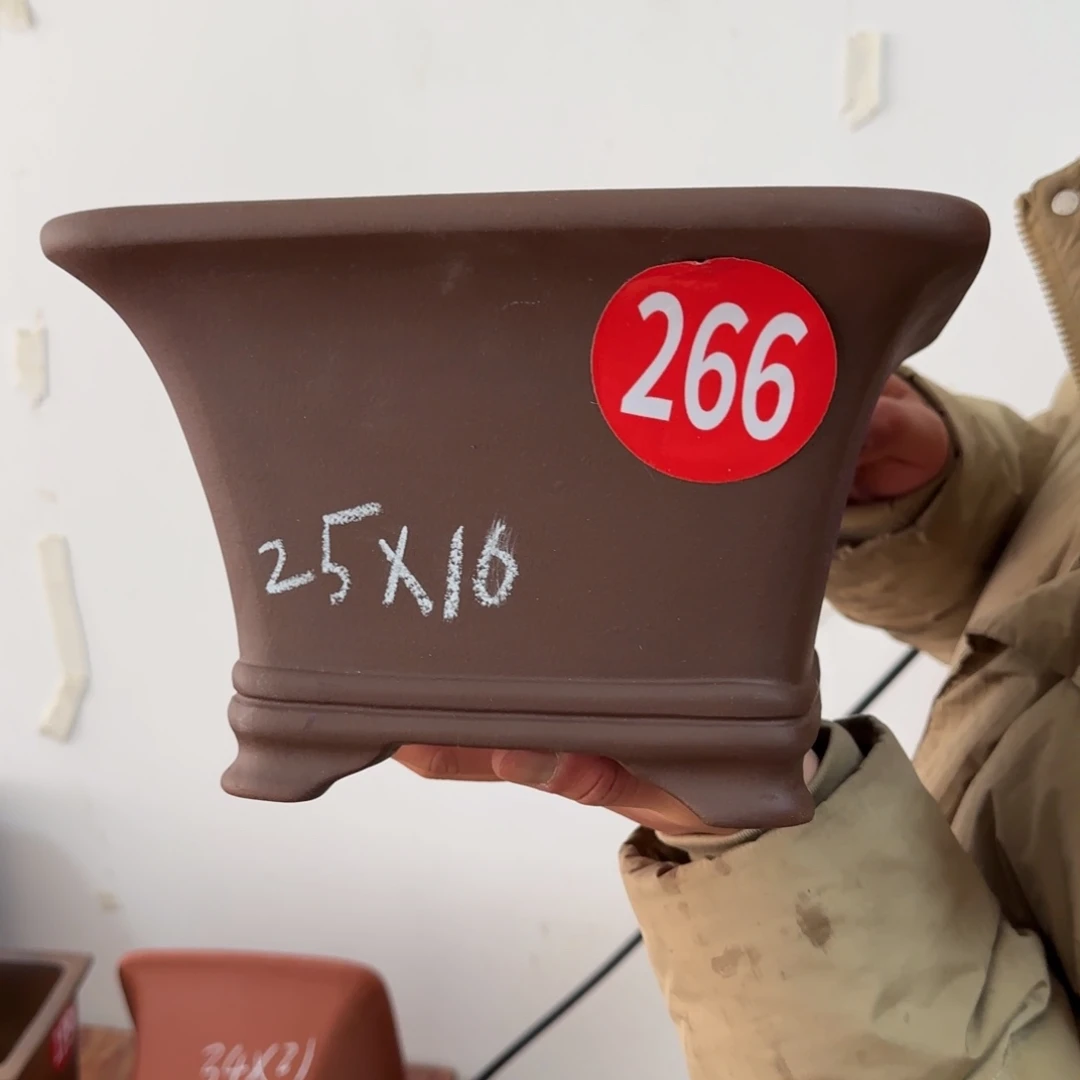 紫砂花盆呜呜呜呜