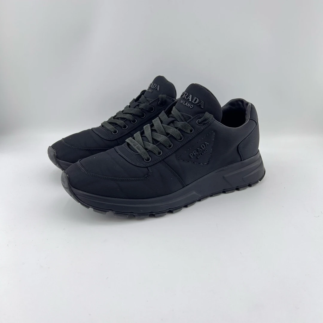 95新 Prada/普拉达 41.5码/黑色尼龙编织运动鞋/11811152