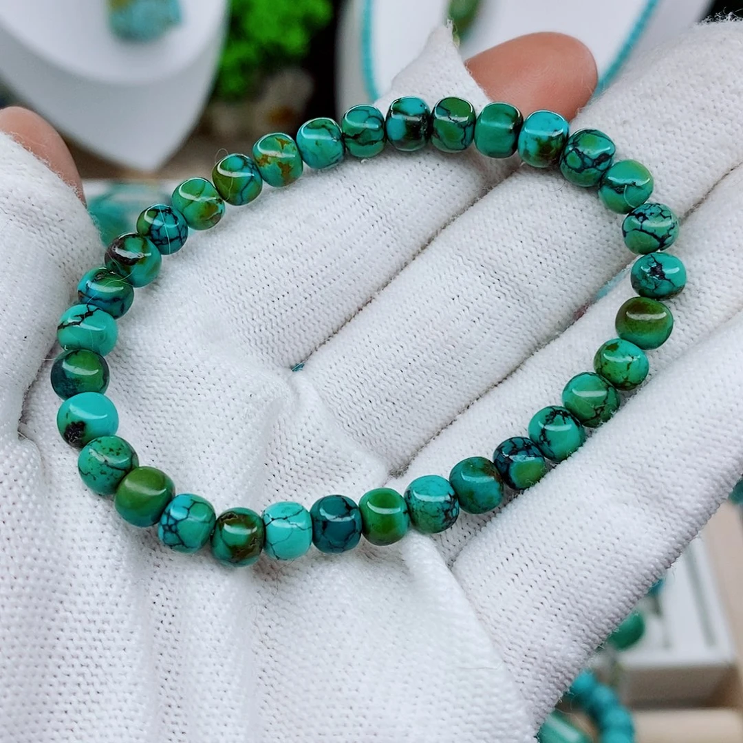 绿松石未镶嵌颈饰