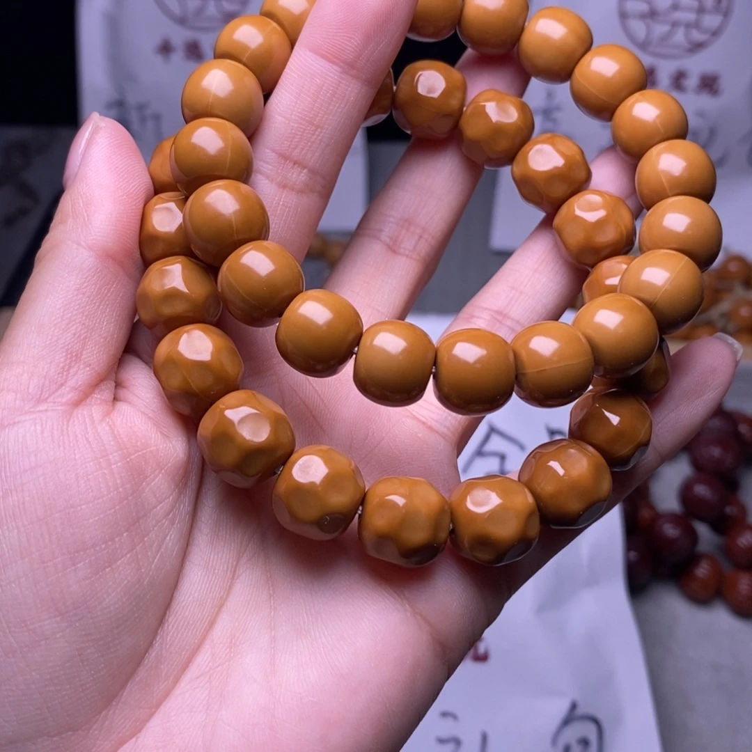 猴头核桃手串老型奶酪