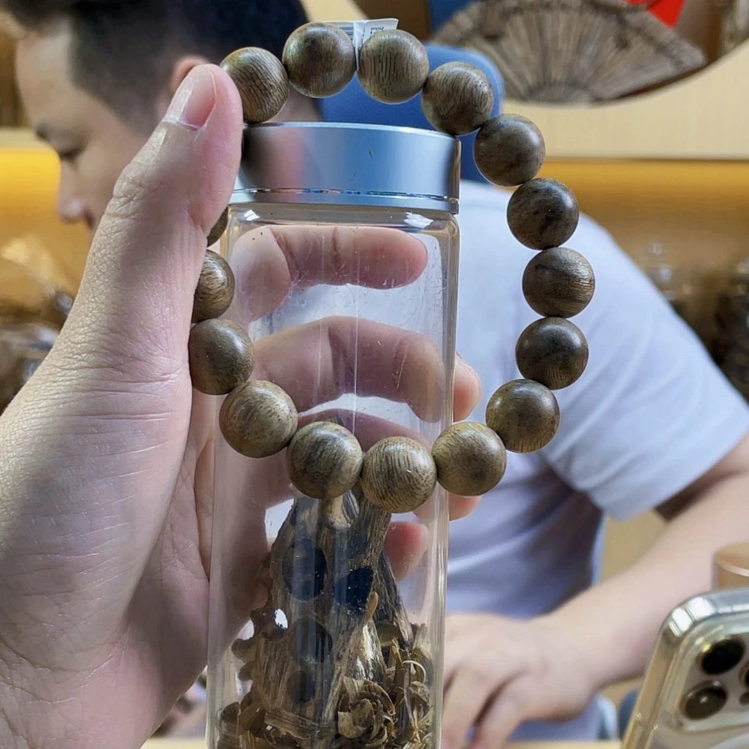 沉香碎屑沉香柬埔寨圆珠单圈1.3/15克多样性发一