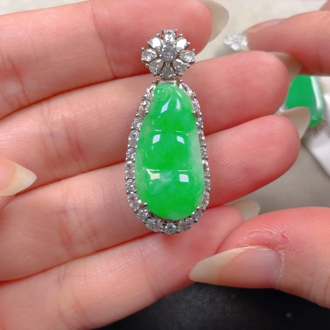 翡翠银S925镶嵌颈饰