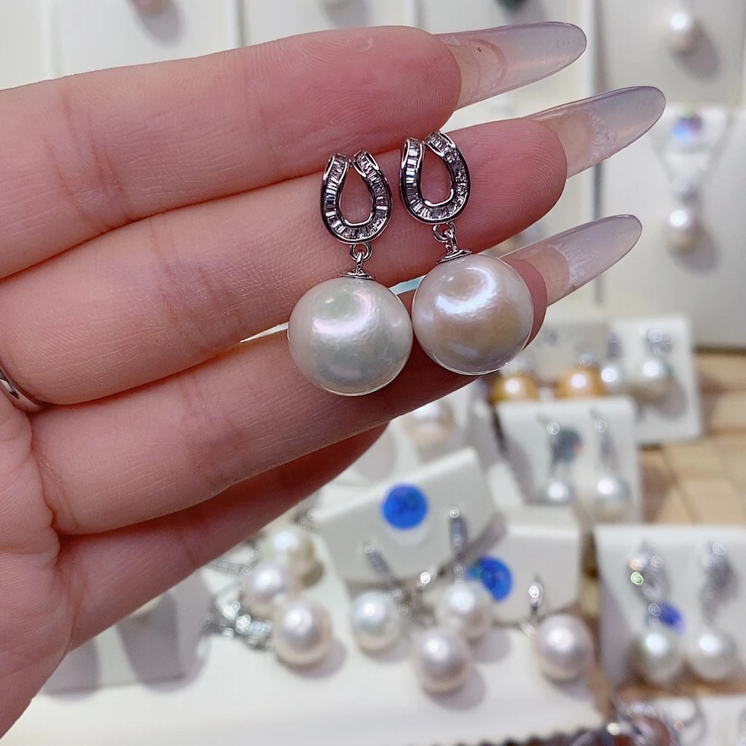 未镶嵌淡水珍珠耳饰