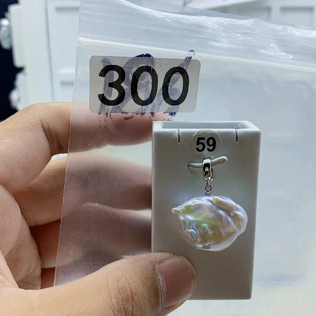 合金淡水珍珠颈饰